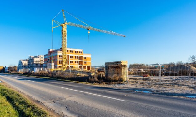 SLOVENSKO PLÁNUJE POSTAVIT S POMOCÍ SOUKROMÉHO SEKTORU NEJMÉNĚ 10 TISÍC BYTŮ